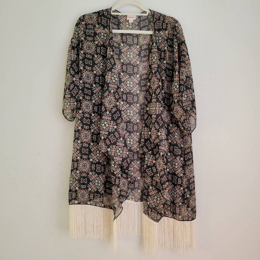 Lularoe monroe fringe kimono